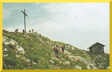 Bild: am Gipfelkreuz der Benewand